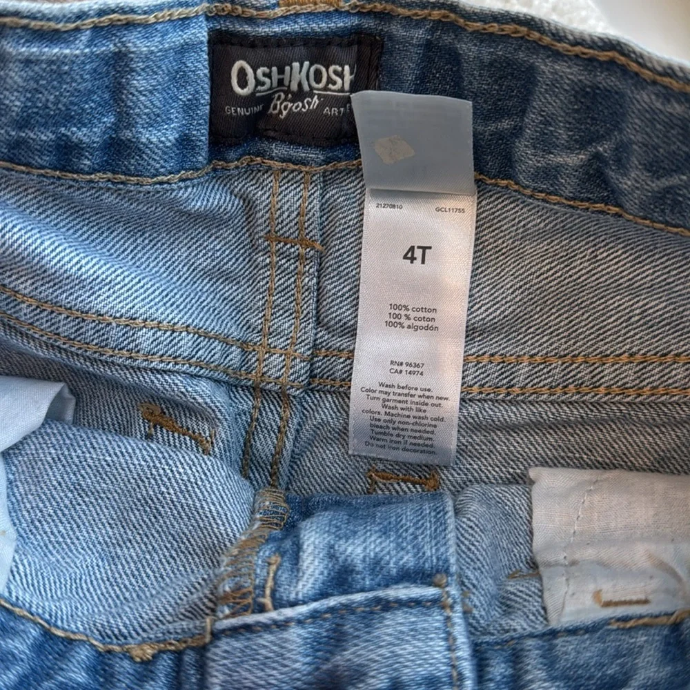 OshKosh Bigosh Boys Jean Shorts Size 4 EUC